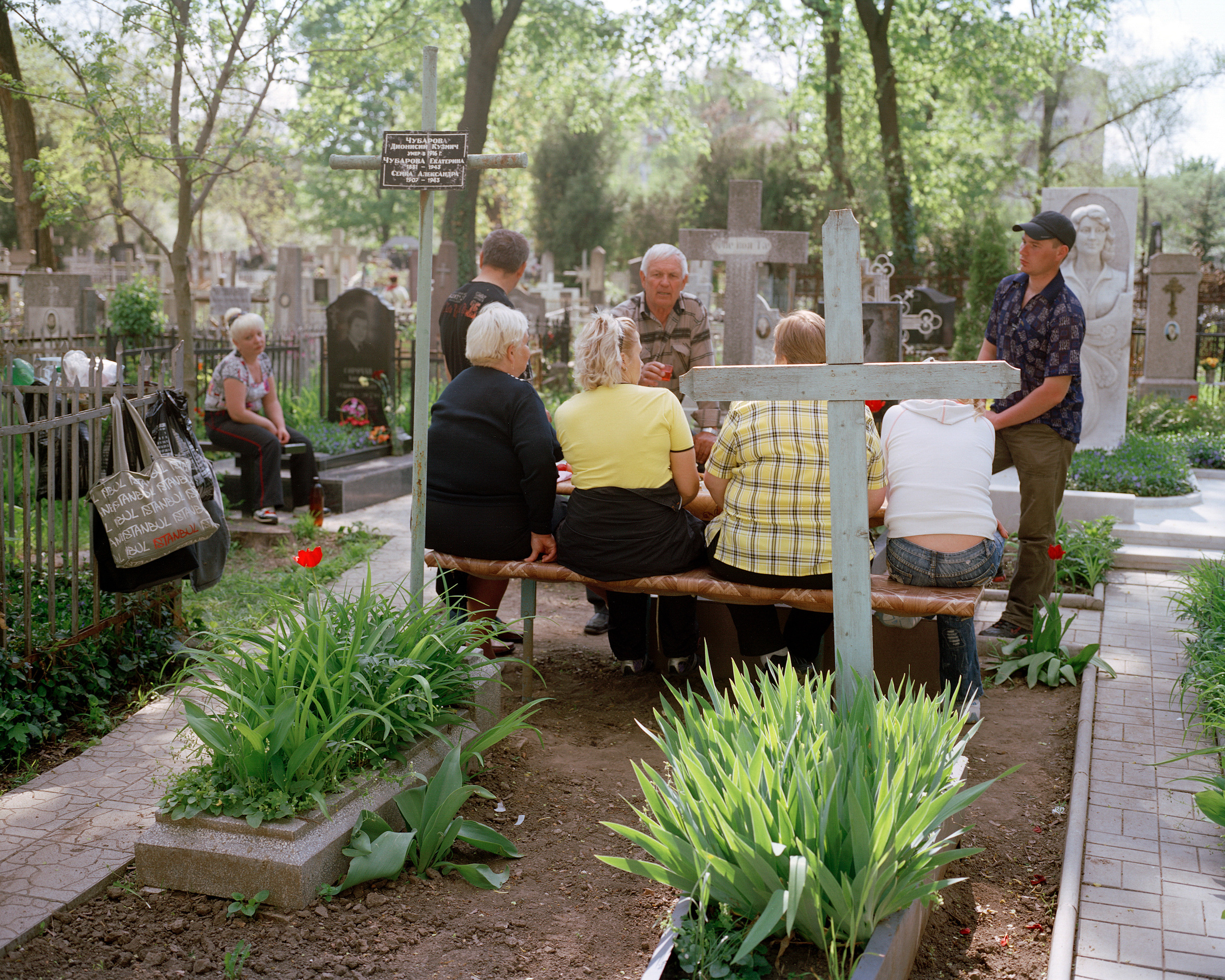 Graveyard Picnic