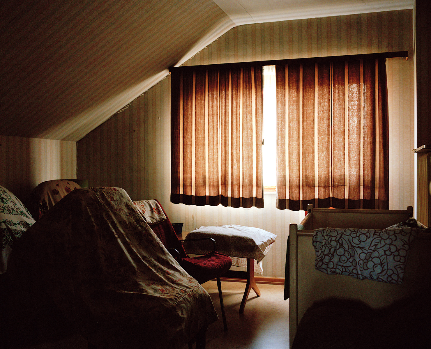 andere Heimat, home, house, 6x7, Mamiya, RZ67, Mamiya RZ76, medium format, film, film photography, filmisnotdead, ishootfilm, filmisalive